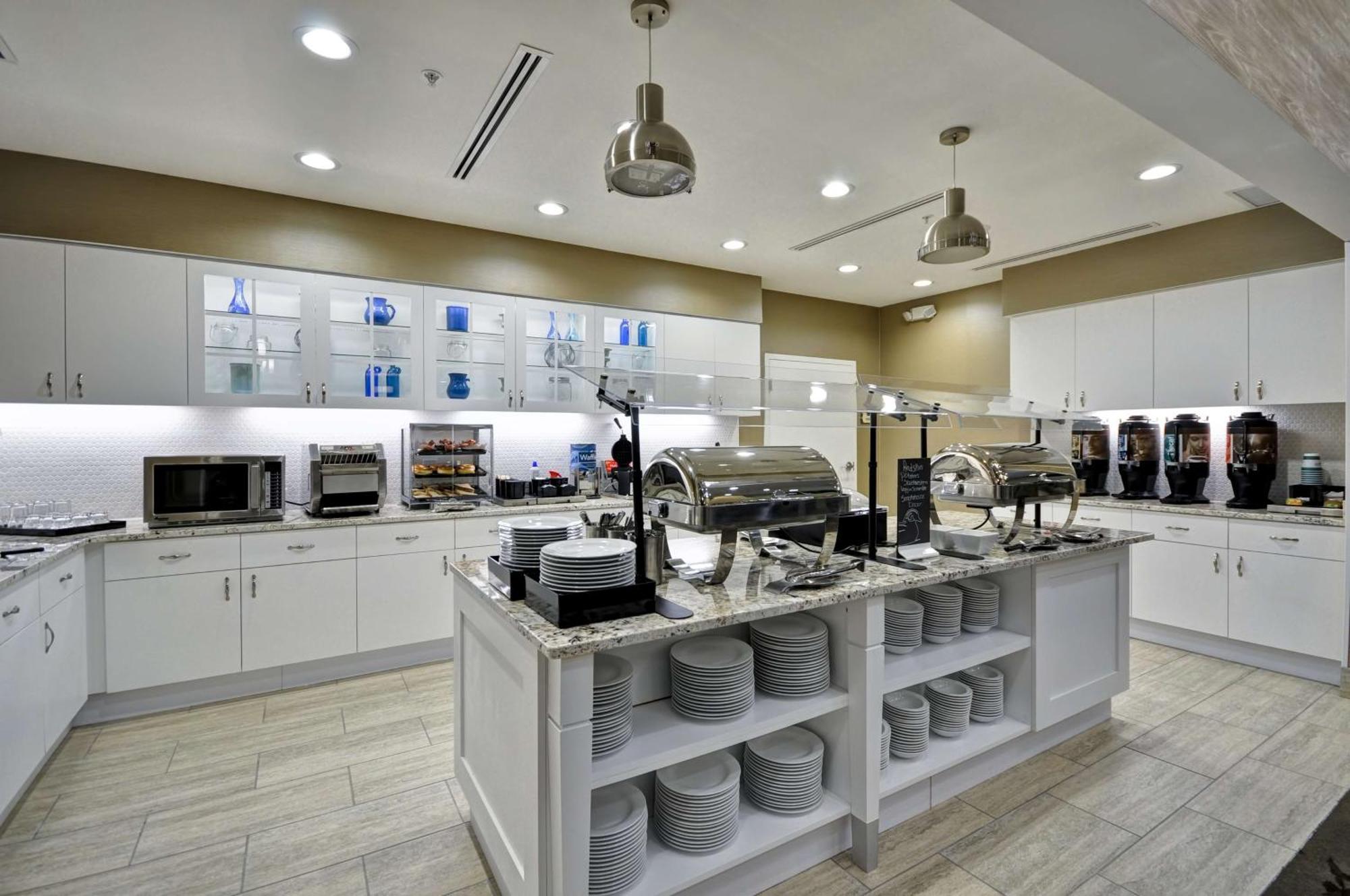希尔顿惠庭酒店-奧古斯塔戈登公路 外观 照片